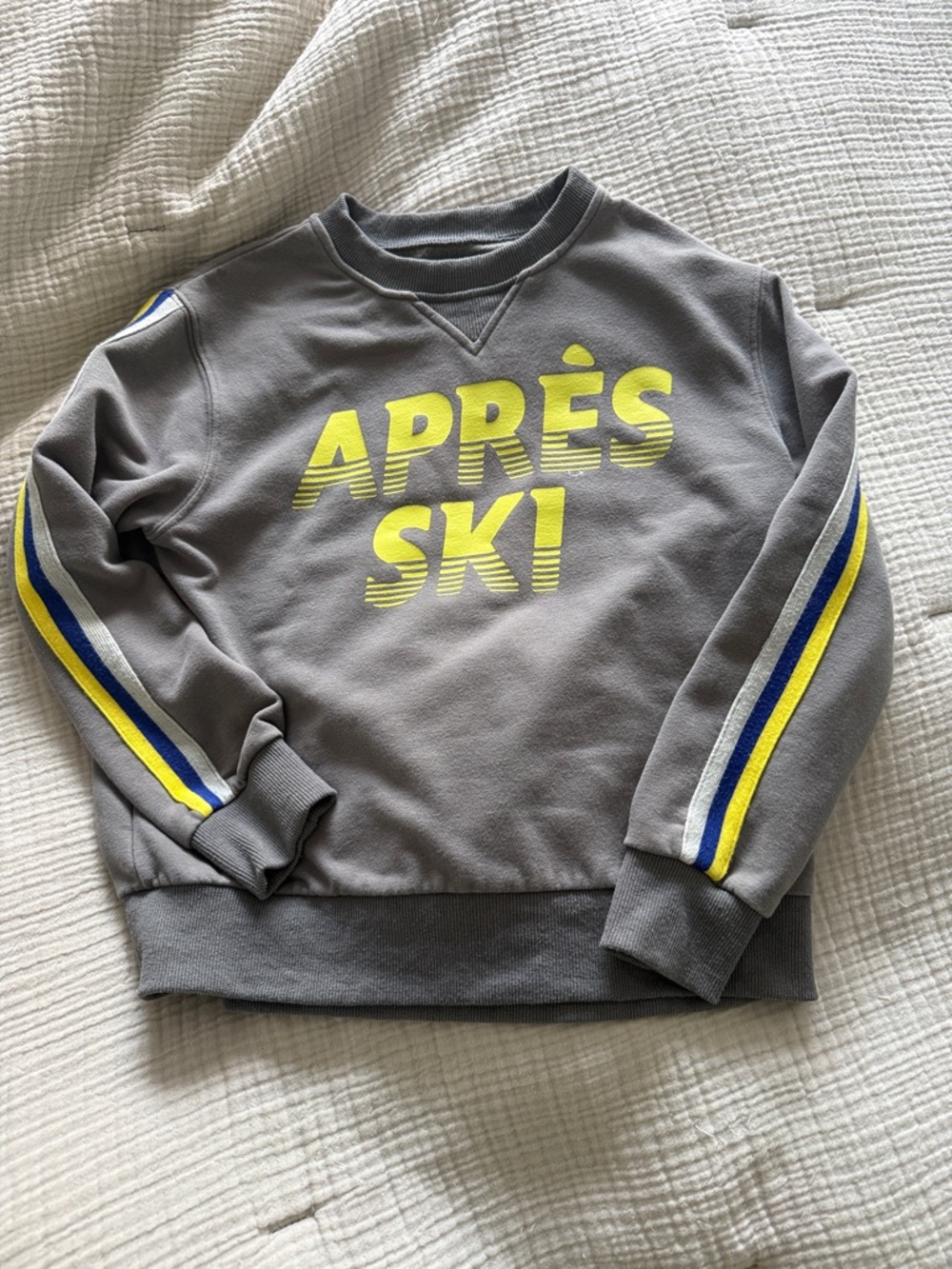 Neon Rebels Après Ski Gray Crewneck Sweatshirt with Yellow Accent